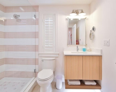 605 Concord Lane - Photo Thumbnail 29
