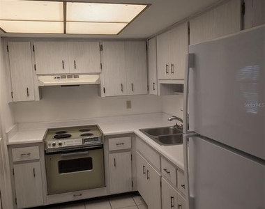 6043 Coral Way - Photo Thumbnail 3