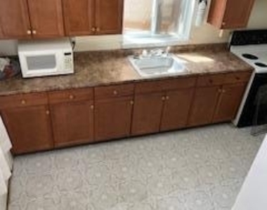 216 Cattell - Photo Thumbnail 4
