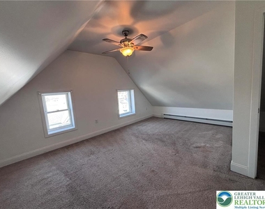 69 E Goepp Street - Photo Thumbnail 10