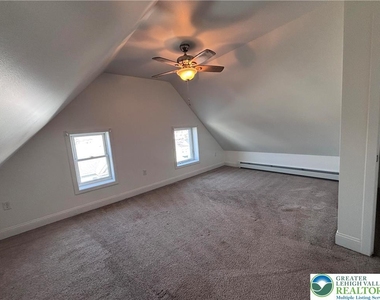 69 E Goepp Street - Photo Thumbnail 9