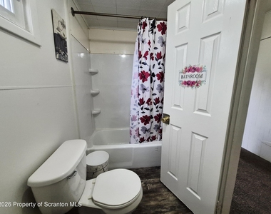 68 Green Place - Photo Thumbnail 3