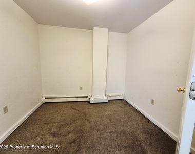 68 Green Place - Photo Thumbnail 10