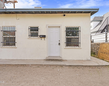 511 E Nevada Avenue - Photo Thumbnail 4