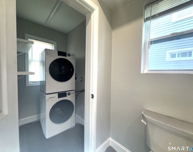 105 Churchill Street - Photo Thumbnail 9