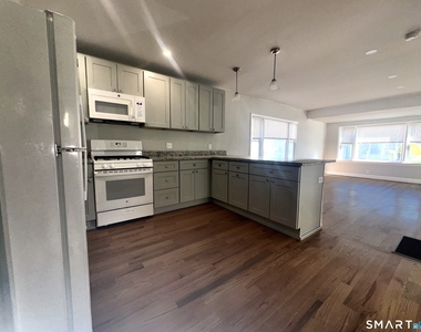 105 Churchill Street - Photo Thumbnail 2