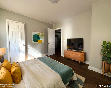 105 Churchill Street - Photo Thumbnail 6