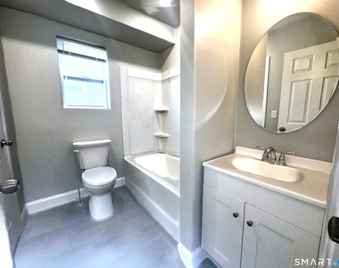 105 Churchill Street - Photo Thumbnail 10