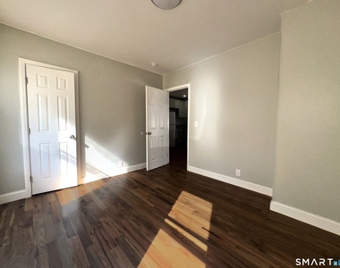 105 Churchill Street - Photo Thumbnail 5