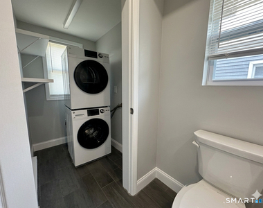 105 Churchill Street - Photo Thumbnail 11