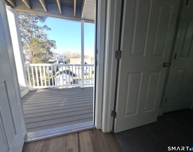 105 Churchill Street - Photo Thumbnail 12