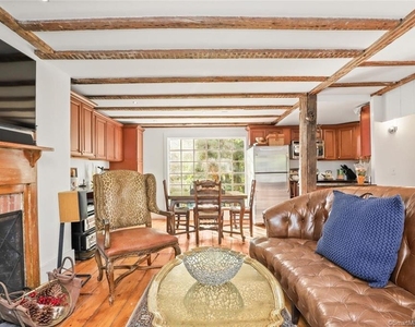 49 Hollow Tree Ridge Road - Photo Thumbnail 5