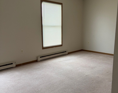 158 Daley Drive - Photo Thumbnail 7