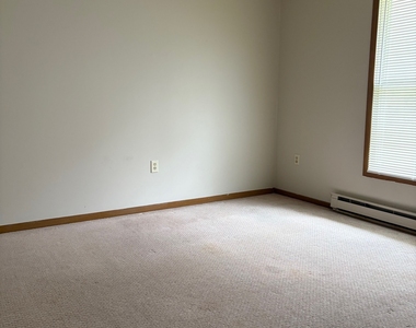 158 Daley Drive - Photo Thumbnail 8