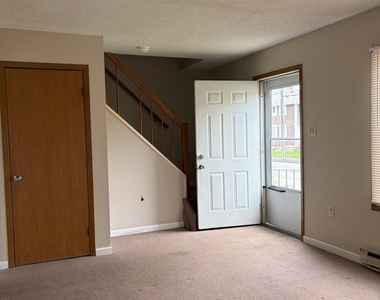 158 Daley Drive - Photo Thumbnail 2