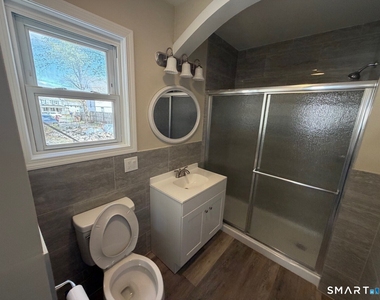 35 Ninth Avenue - Photo Thumbnail 11