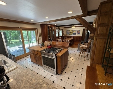 40 Looking Glass Hill Road - Photo Thumbnail 9