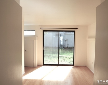 3 Edgewood Circle - Photo Thumbnail 13