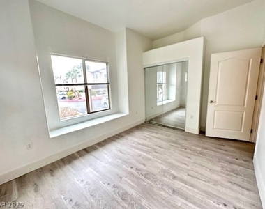 8985 S Durango Drive - Photo Thumbnail 6