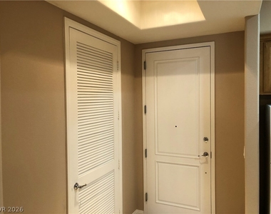 68 E Serene Avenue - Photo Thumbnail 14