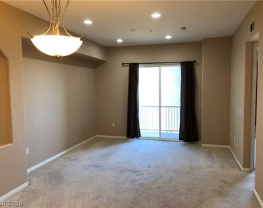 68 E Serene Avenue - Photo Thumbnail 1