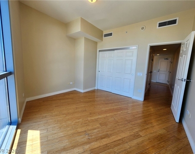 200 W Sahara Avenue - Photo Thumbnail 13