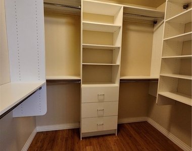 200 W Sahara Avenue - Photo Thumbnail 22