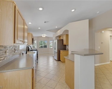 4413 Valley Quail Way - Photo Thumbnail 7