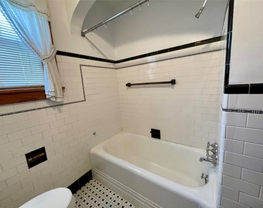 204 N Rogers Ave - Photo Thumbnail 20