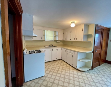204 N Rogers Ave - Photo Thumbnail 28