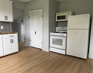 9141 River Road - Photo Thumbnail 2