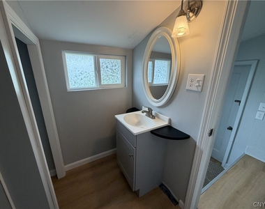 9141 River Road - Photo Thumbnail 4
