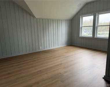 9141 River Road - Photo Thumbnail 6