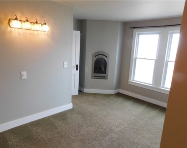 321 N Main Street - Photo Thumbnail 9