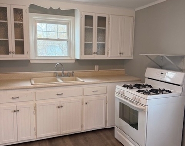 1328 Cleveland Drive - Photo Thumbnail 11