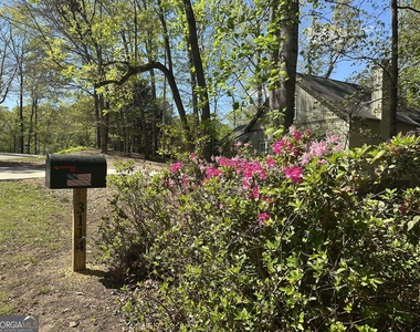 3114 The Trail Road - Photo Thumbnail 8