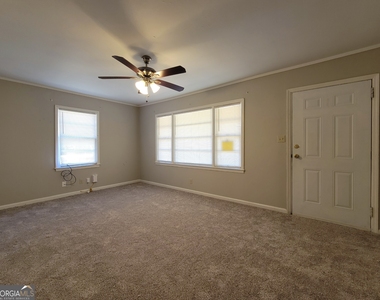 268 Elks Street - Photo Thumbnail 2