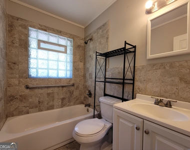 268 Elks Street - Photo Thumbnail 6