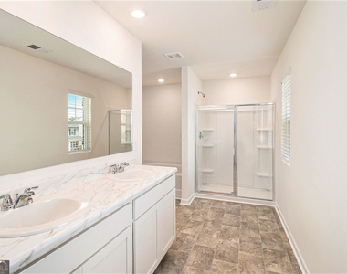 568 Whitman Lane - Photo Thumbnail 35