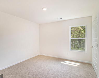 568 Whitman Lane - Photo Thumbnail 47