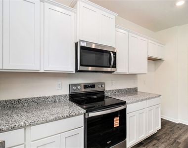 568 Whitman Lane - Photo Thumbnail 26