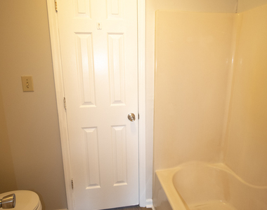 1822 Chandler Road - Photo Thumbnail 13