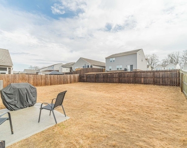 222 Knightsbridge Lane - Photo Thumbnail 36
