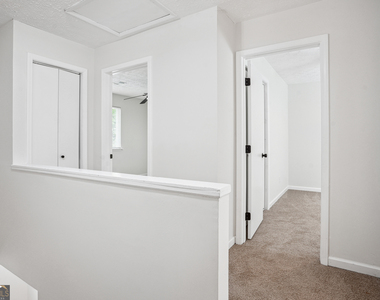3688 Burnley Court - Photo Thumbnail 12