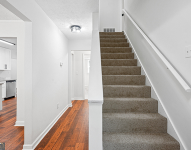 3688 Burnley Court - Photo Thumbnail 3