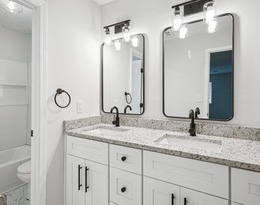 3688 Burnley Court - Photo Thumbnail 16