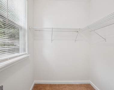 3688 Burnley Court - Photo Thumbnail 15