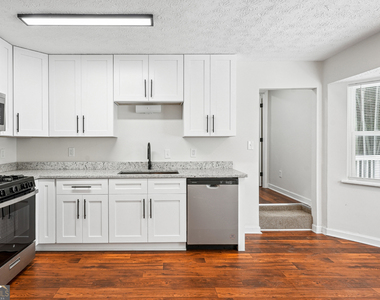 3688 Burnley Court - Photo Thumbnail 10