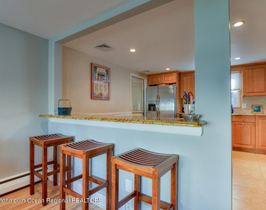 105 St Louis Avenue - Photo Thumbnail 6