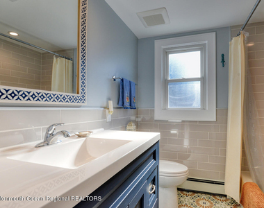 105 St Louis Avenue - Photo Thumbnail 13